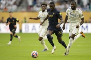 Juventus intensify pursuit of Randal Kolo Muani