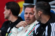 Bellamy remains with Wales as Burnley move collapses