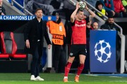 Chelsea in negotiations for Sunderland's Granit Xhaka