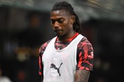 Fenerbahce kusi Leao. Milan żąda 60 mln euro