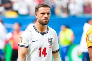 Chelsea vise Henderson, transfert surprise en vue