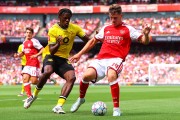 Arsenal and Emirates extend Premier League shirt deal to 2033