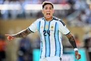 Chelsea stawia termin. 120 mln funtów za Enzo Fernandeza