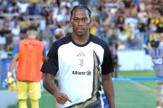 Juventus weigh Jonathan David swap as Crystal Palace reduce Mateta asking price