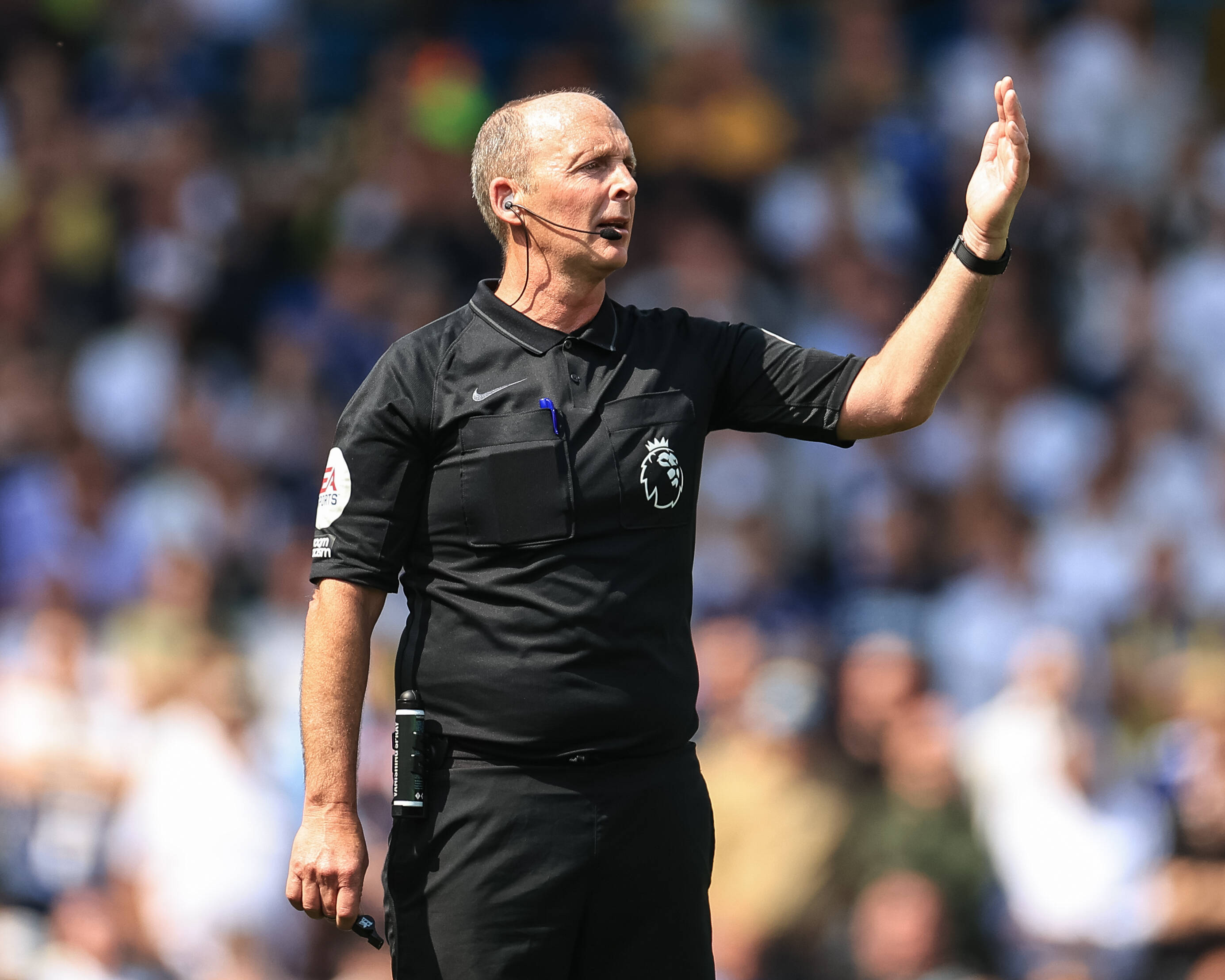 Mike Dean: Schiri-Aussagen lösen Wirbel aus