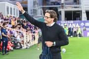 Fiorentina zwalnia Grosso. Vanoli wraca na ławkę