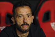 Valencia sack manager and chief executive