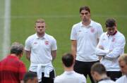 Rooney fires back at Andy Carroll over autobiography claims