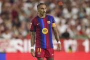 Raphinha se acerca al récord de Cristiano Ronaldo tras un hat-trick perfecto con el Barcelona