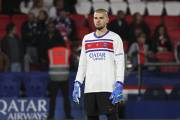 Lucas Chevalier in talks over potential PSG January exit after Safonov demotion call